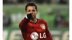 Karier Javier "Chicharito" Hernandez kian melesat setelah dijual oleh Manchester United ke Bayer Leverkusen. Ia mendapatkan penghargaan pemain terbaik Bundesliga periode November 2015. 