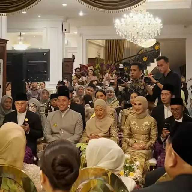6 Potret Keluarga Rasyid Rajasa dan Tamara Kalla di Momen Pertunangan
