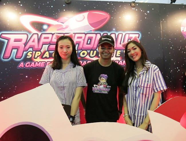 Reza Arap bersama Pajamas Squad | Photo: Copyright Doc Vemale.com