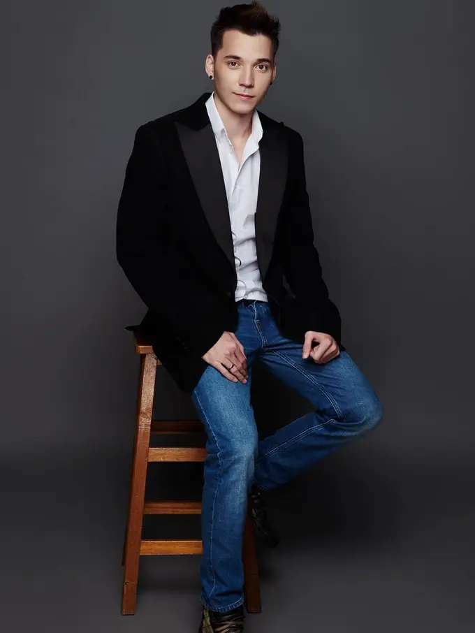 Genap Berusia 27 Tahun, Ini 6 Potret Transformasi Stefan William Kini Jadi Ayah Idaman