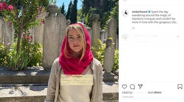 Amber Heard Tuai Kritik Usai Kunjungi Masjid Di Istanbul News Entertainment Fimela Com