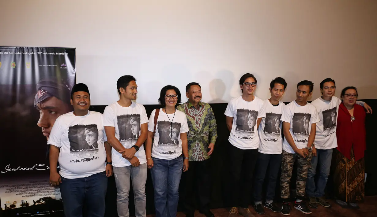Para pemain film 'Jendral Soedirman' yang ditemui di XXI Epicentrum 24 Agustus 2015. (Galih W. Satria/Bintang.com)