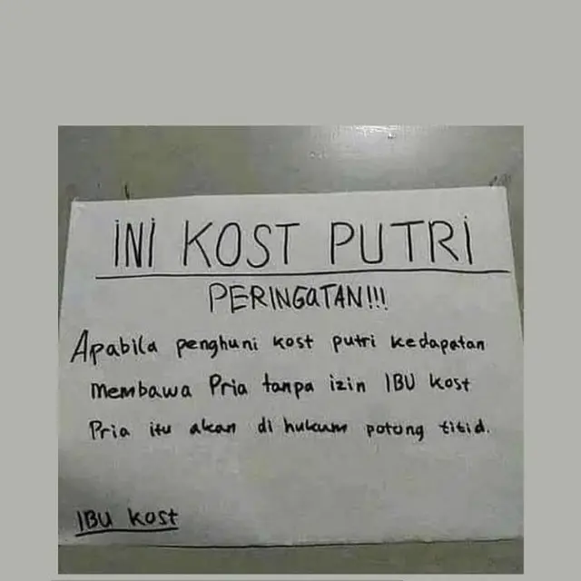 6 Peringatan Laki-Laki Dilarang Masuk di Dinding Kos Cewek Ini Kocak