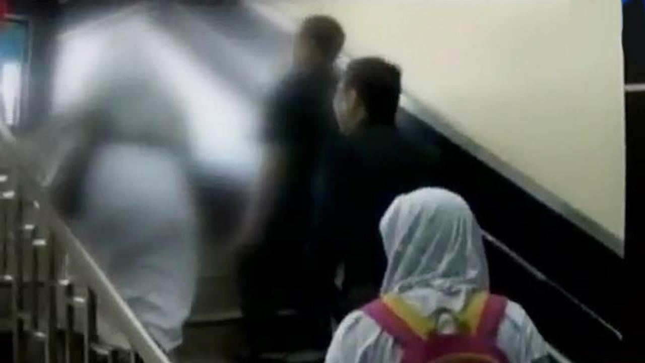 VIDEO: Siswi SMP di Jakarta Diduga Dilecehkan Gurunya