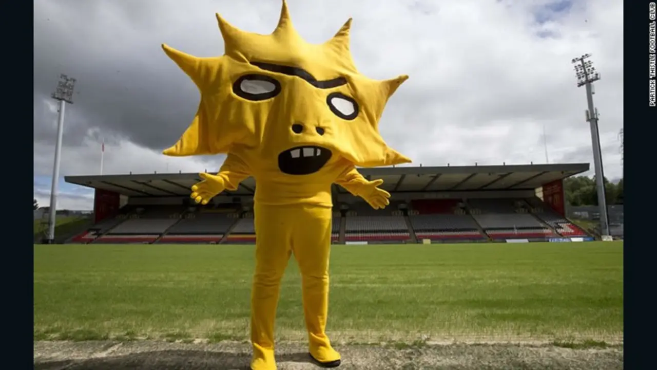 Maskot menyeramkan