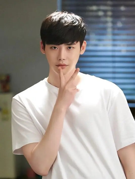 Cerita penyanyi wanita ini sudah pernah diangkat ke dalam musikal dan film. Namun drama pendek SBS ini akan berbeda dengan versi film atau musikalnya. (Foto: instagram.com/jongsuk0206)