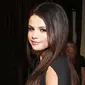 Setelah kabar Justin Bieber bertunangan dengan Hailey Baldwin, Selena Gomez belum menemukan pria lain (Todd Williamson/Invision/AP)