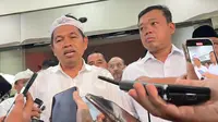 Gubernur Jawa Barat, Dedi Mulyadi bersama Menteri ATR/BPN, Nusron Wahid usai melakukan rapat di Balai Kota Depok. (Foto: Liputan6.com/Dicky Agung Prihanto)