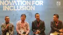 Ketua Umum AFPI Adrian Gunadi berbincang dengan Direktur Pengaturan, Perizinan, dan Pengawasan OJK Hendrikus Pasagi, Wakil Ketum AFPI Sunu Widyatmoko, dan CEO Tokomodal Chris Antonius dalam Sesi Hard Talk di Indonesia Fintech Summit & Expo 2019, Jakarta, Selasa (24/9/2019) (Liputan6.com/HO/Ismail)