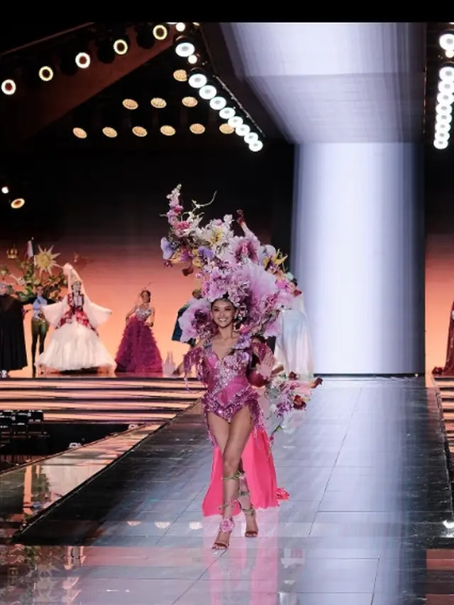 Adinda Cresheilla Berbalut Kostum Nasional Terinspirasi Keindahan Alam Indonesia di Miss Supranational 2022
