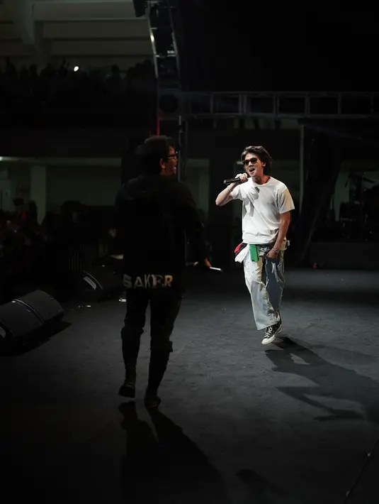 Iqbaal Ramadhan Masih Pikirkan Palestina di Tengah Kebahagiaan dan Kemeriahan Acara Tepok Bulu 2023. (instagram.com/iqbaal.e)