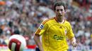Robbie Fowler - Fowler merupakan salah satu bomber terbaik yang pernah dimiliki Liverpool. Fowler telah memainkan 266 pertandingan untuk klub tersebut dalam dua periode yang berbeda dan mencetak 128 gol. (AFP/Andrew Yates)