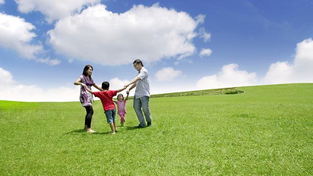 Ilustrasi keluarga berlibur