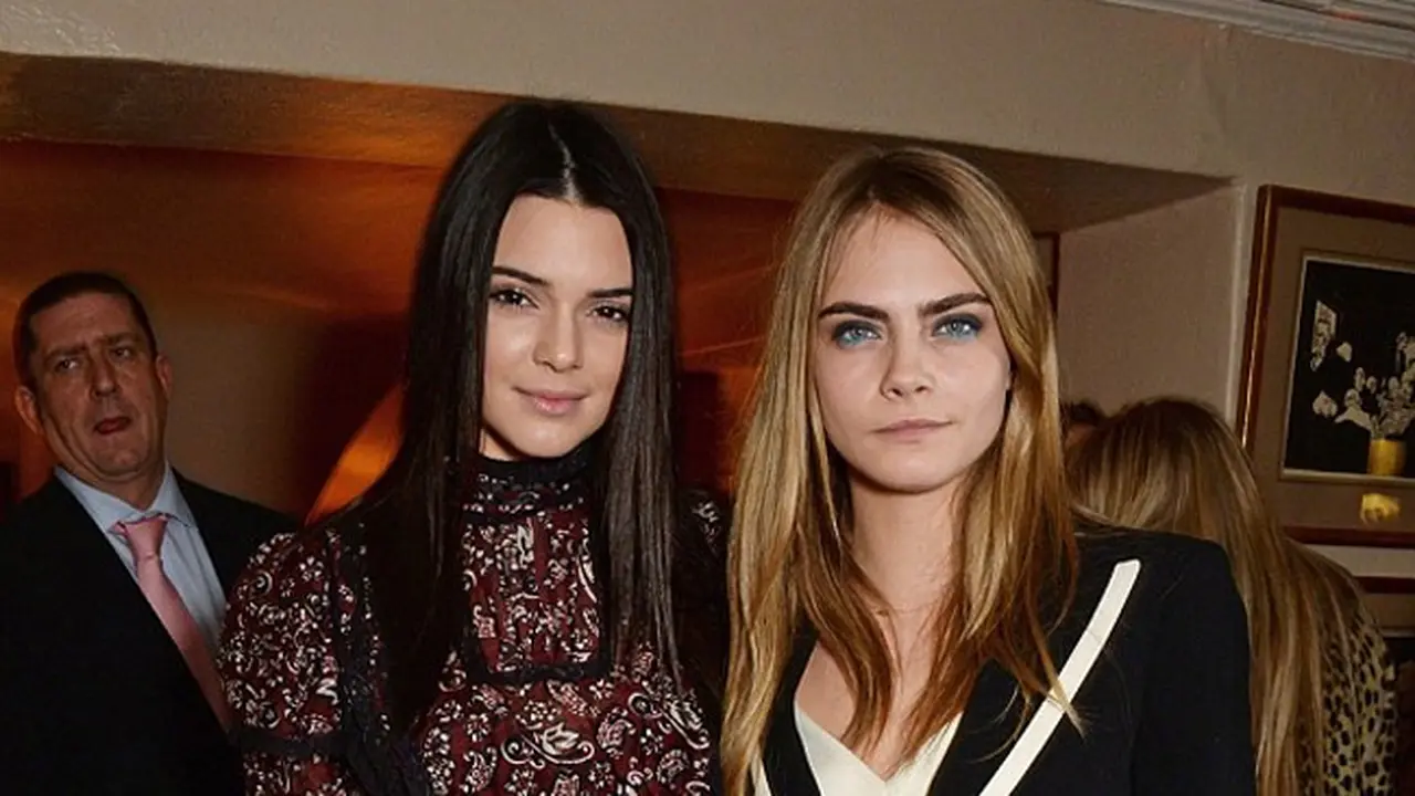 Kendall Jenner dan Cara Delevingne