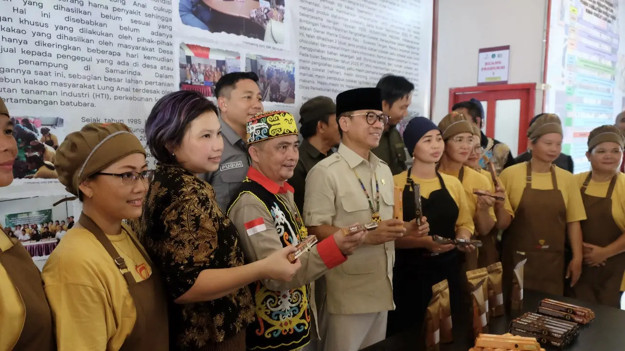 Menteri Desa Pembangunan Daerah Tertinggal dan Transmigrasi, Yandri Susanto,