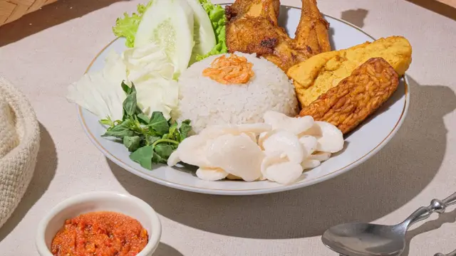 Rekomendasi Nasi Uduk di Surabaya