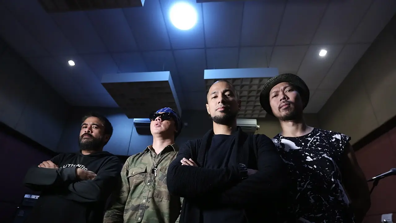 [Bintang] Konspirasi Band 