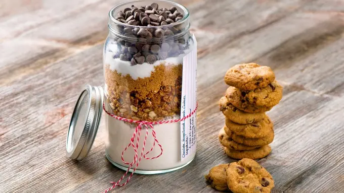 [Bintang] 3 Zodiak Ini Paling Banyak Habiskan Kue Lebaran