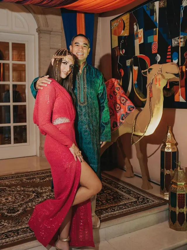 Nia Ramadhani dalam acara Arabian Night (Instagram/ramadhaniabakrie)