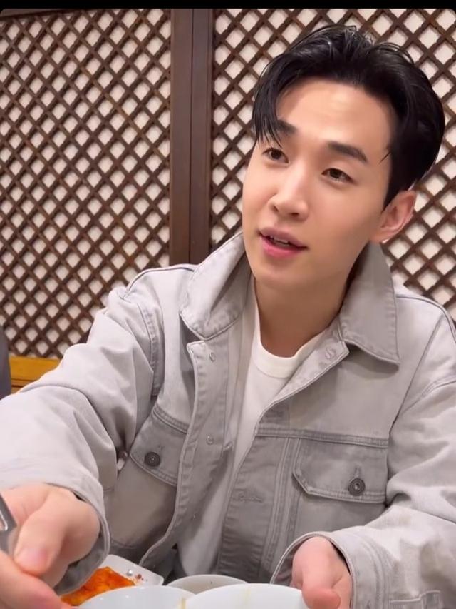 Rossa jumpa Henry Lau di Korea (Foto Instagram itsrossa910)