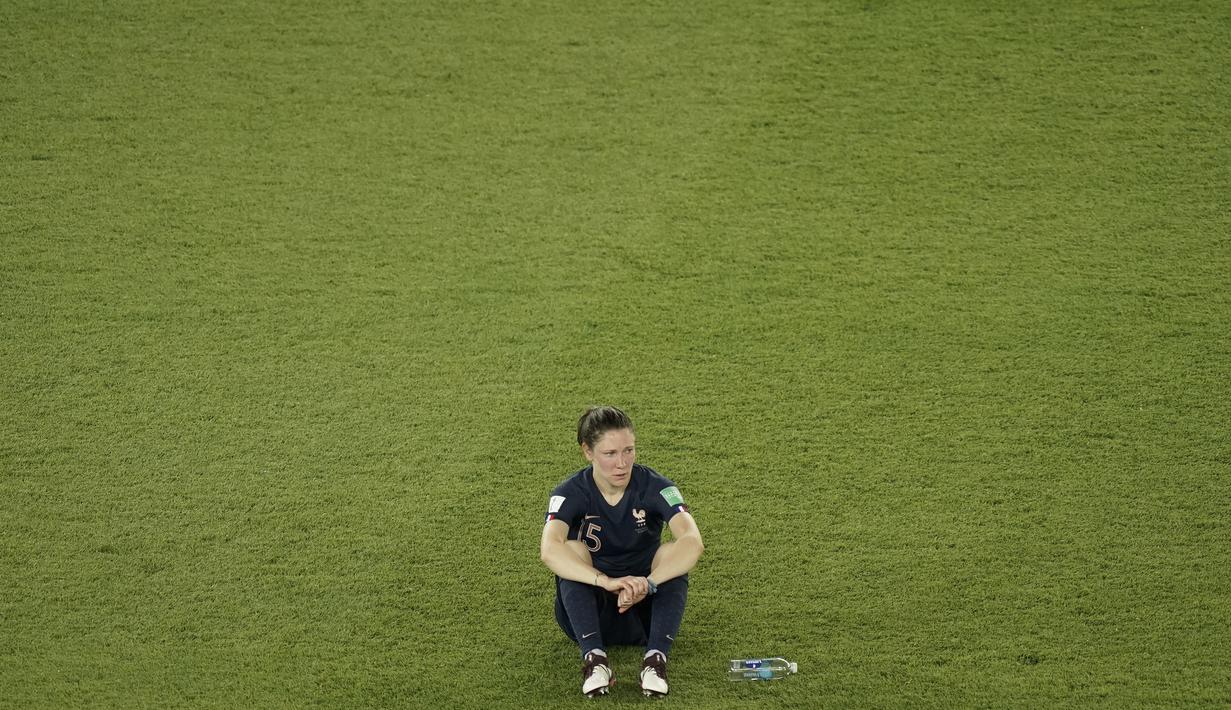 Kebobolan di menit awal membuat Prancis kehilangan sentuhan dan harus menelan kekalahan 1-2 dari Amerika Serikat. (AFP/Kenzo Tribouillard)