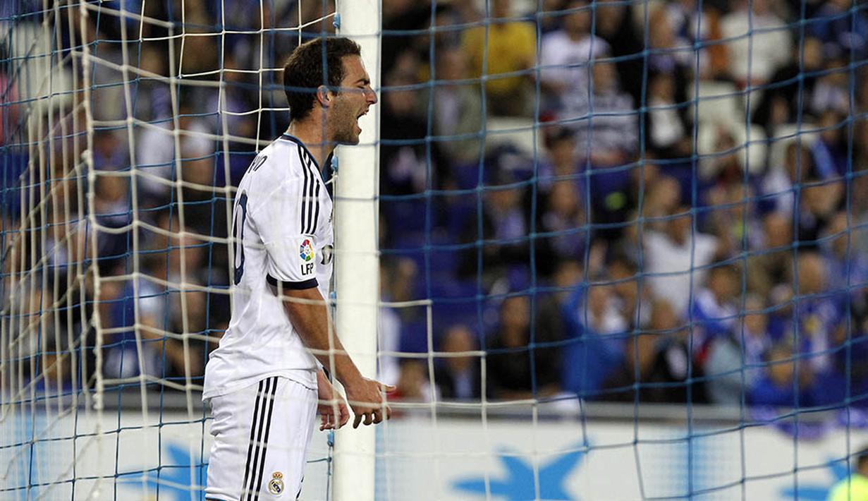 Gonzalo Higuain tampil bersama El Real selama 15.897 menit dalam 264 penampilan. (AFP/Quique Garcia)