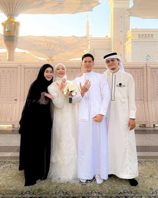 8 Potret seleb jadi bridesmaid di nikahan Dara Arafah di Madinah, anggun semua