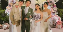 Kita mulai dengan yang terbaru. Di acara finale pernikahan Jessica Mila dan Yakup Hasibuan di Bali, Vidi Aldiano dan Sheila Dara menjadi pasangan yang turut hadir. Mengenakan outfit serasi berwarna putih, Vidi memilih kemeja dan celana panjang putih, ditumpuk dengan blazer beige. Sedangkan Sheila tampil lebih sederhana dan elegan dengan strappy long dress berwarna putih. Foto: Instagram.