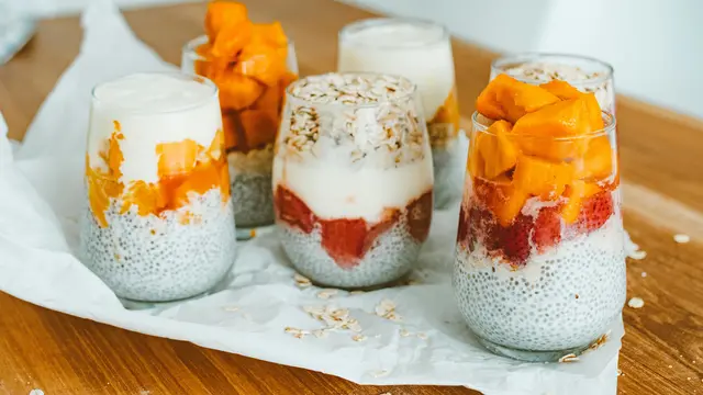 Ini Cara Mudah Membuat Overnight Oats Tinggi Protein untuk Sarapan Pagi