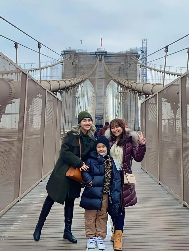7 Momen Liburan Ayu Ting Ting Ke Amerika, Tampil Gaya di New York