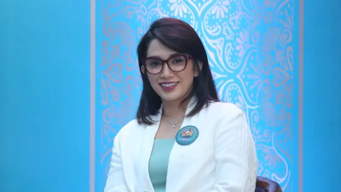 [Fimela] Ussy Sulistiawaty