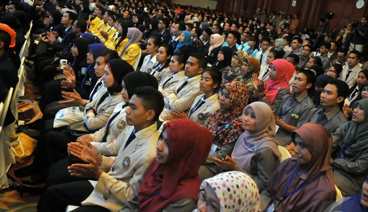 Ribuan sarjana ini mengaku siap mengajar di Daerah Terdepan, Terluar, dan Tertinggal Indonesia, Jakarta, Kamis (18/9/2014) (Liputan6.com/Johan Tallo)