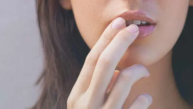 Kata Astrologer: Ups! 5 Zodiak Ini Sering Banget Keceplosan