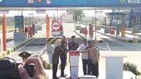 Presiden Jokowi meresmikan Jalan Tol Solo-Ngawi segmen Tol Kartasura-Sragen. (Liputan6.com/Hanz Jimenez Salim)