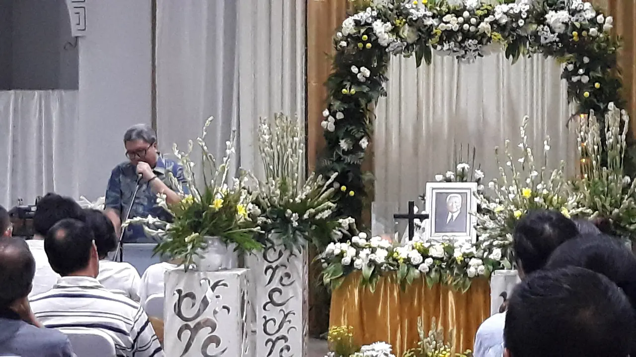 Juru bicara keluarga, Roy Nicholas Mandey