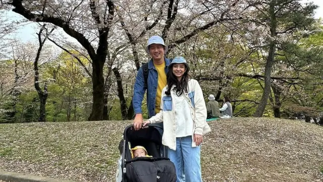 Potret Nadia Saphira Liburan di Jepang bersama anaknya, credit: Instagram (@nadsap)