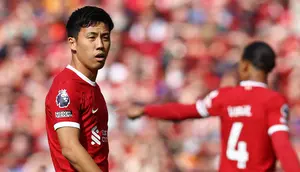 Liverpool Berencana Lepas Wataru Endo Januari 2027, Tak Masuk Skuad Iraola