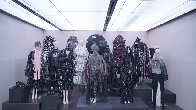 Koleksi yang dipamerkan oleh SMM x Eko Nugroho di Plaza Indonesia (Foto Dok: Sejauh Mata Memandang)