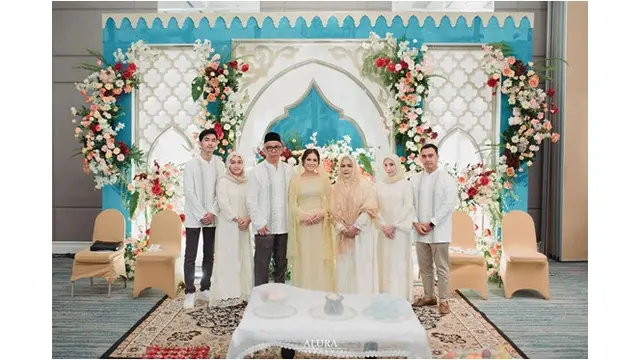 7 Momen Pengajian dan Siraman Masayu Clara Jelang Pernikahan, Penuh Haru Bahagia