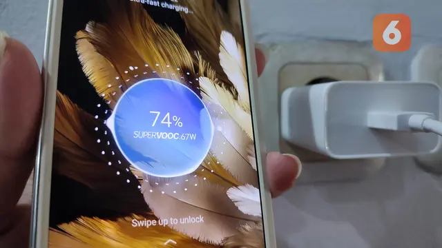 Pengisian daya SuperVOOC di Oppo Find N3 (Liputan6.com/Giovani Dio Prasasti)