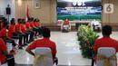 Menpora Zainudin Amali (atas kanan) menghadiri pertemuan dengan pemain Timnas Sepak Bola Amputasi Indonesia di Gedung Kemenpora, Jakarta, Kamis (17/3/2022). Pemerintah juga akan menyiapkan akomodasi selama di Turki, serta kebutuhan ahli nutrisi untuk para pemain. (Liputan6.com/Herman Zakharia)