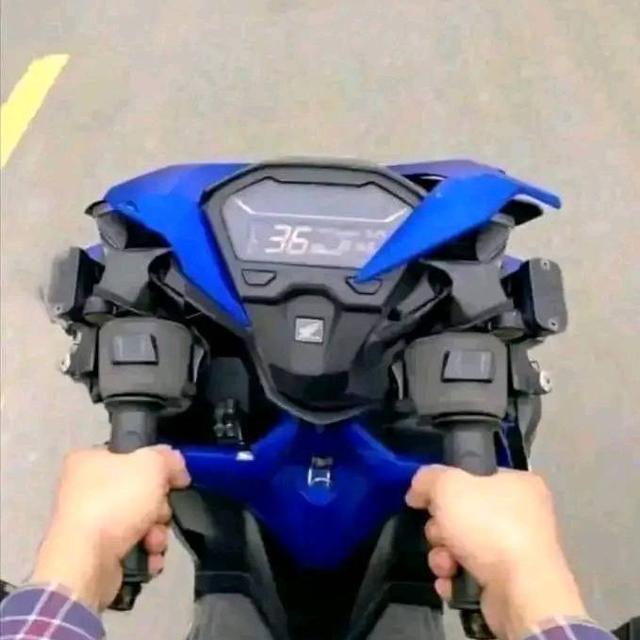 6 Potret Modifikasi Stang Motor Ini Bikin Tepuk Jidat, Menyusahkan Diri