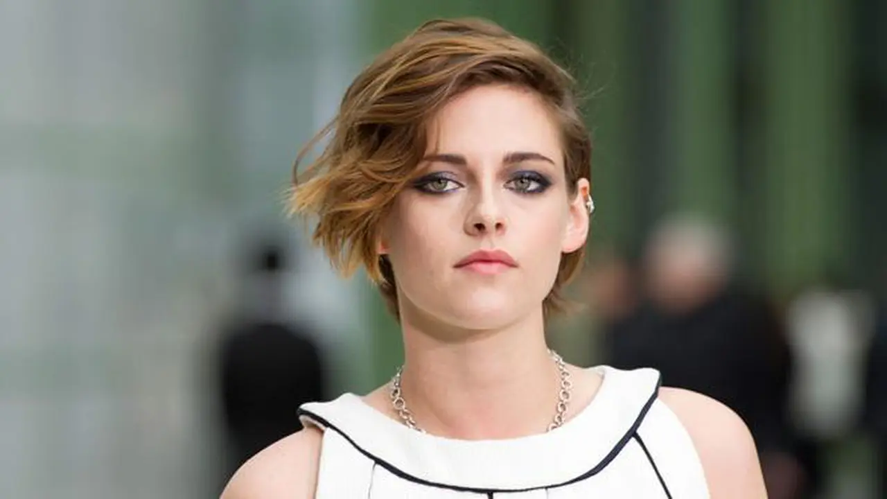 Kristen Stewart Kini Jajal Dunia Musikal (2908)