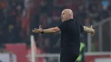 Pelatih kepala PSM Makassar, Bernardo Tavares pada laga pekan pertama BRI Liga 1 2023/2024 antara Persija Jakarta menghadapi PSM Makassar di Stadion Utama Gelora Bung Karno (SUGBK), Senayan, Jakarta, Senin (3/7/2023). (Bola.com/M Iqbal Ichsan)