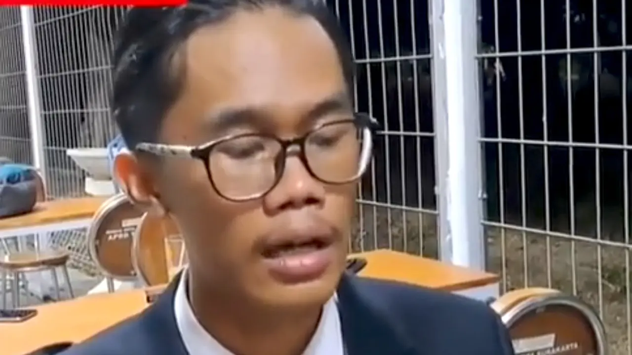 Ditanya Kapan Ajukan Gugatan Usia Capres-Cawapres ke MK, Almas Tsaqibbirru Mengaku Pikun