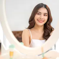 Ilustrasi perempuan dengan kulit sehat. (c) assumption111/Depositphotos