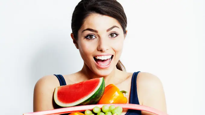 7 Buah Ini Ternyata Bisa Bikin Tubuhmu Langsing Kayak Aura Kasih