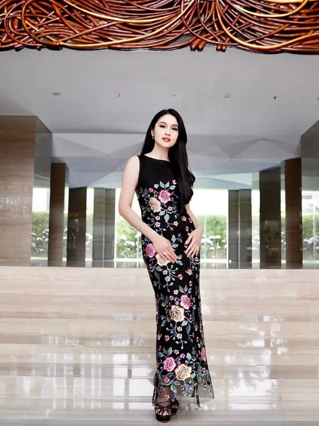 [Fimela] Sandra Dewi
