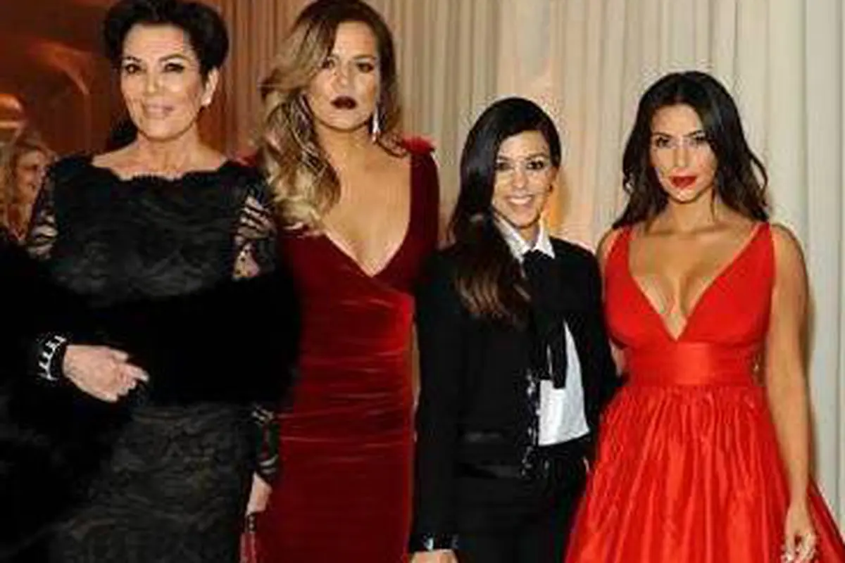 Gaya Busana Kardashian Bersaudara Ketika Hadiri After Party Oscar 2014