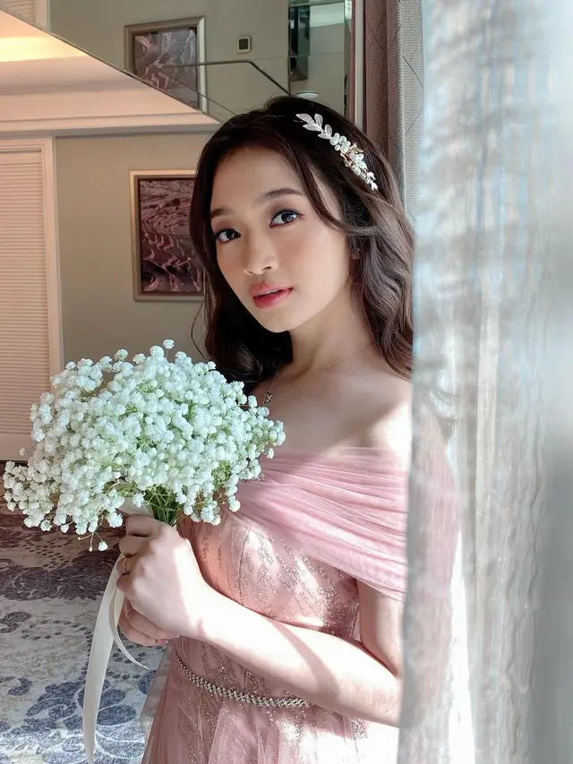 7 Potret Eks Member JKT48 di Resepsi Pernikahan Jessica Veranda, Jadi Bridesmaid